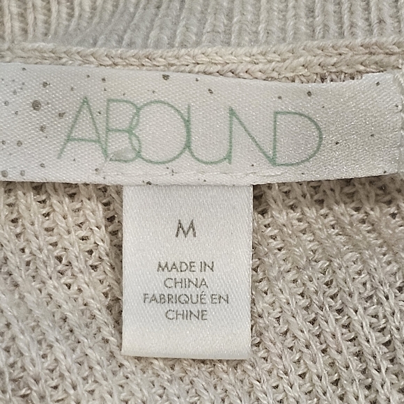 EUC ABOUND MEDIUM TAN/OATMEAL SOLID TIE FRONT SWEATER. - Picture 5 of 6